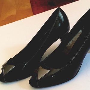 Black patent 3” heel